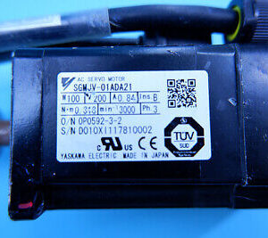YASKAWA SGMJV-01ADA21 (CABLE BROKEN) ac servo motor SGMJV01ADA21 (CABLE BROKEN)